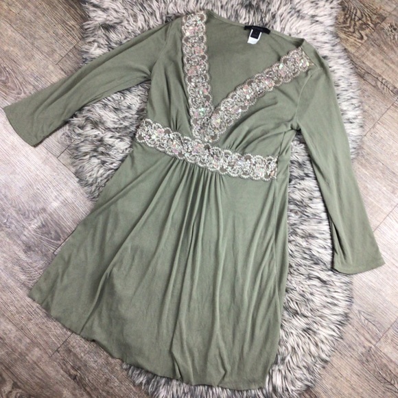 Express Tops - Express medium sequin top